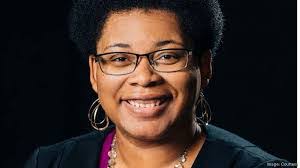 Karen Mauney's Instagram, Twitter & Facebook