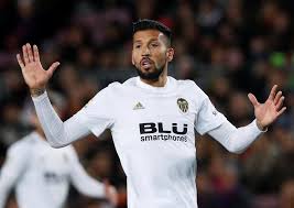 Ezequiel marcelo garay (rosario, 10 ottobre 1986) è un calciatore argentino, difensore svincolato. Liverpool Set To Sign Ezequiel Garay On Free Transfer With Klopp Also Looking To Land Real Madrid Defender Eder Militao