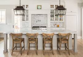 Find ideas and inspiration for lantern tile backsplash to add to your own home. Lantern Tile Backsplash Houzz