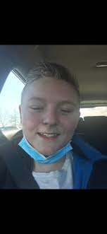 Reunion attendee with thick dark hair