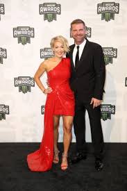 18 joe gibbs racing toyota moog problem solver of the year crew chief award. Photos Nascar Stars Shine Brightly On Nashville Red Carpet Nascar Com