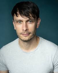 Richard Gadd's Instagram, Twitter & Facebook