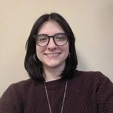 Ashley Kitchen's Instagram, Twitter & Facebook