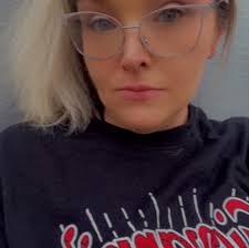 Did you know ALL Giovanni's locations are locally owned and operated?? Our  owners are dedicated to serving their communities the pizza you know and  love ❤