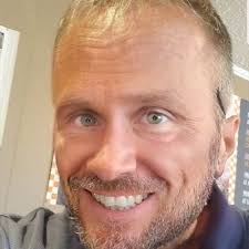 kaci hall (@kacihall_)