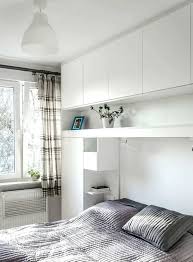 Bett Im Wohnzimmer 1 Verstecken Ideen Fur Raumteiler In 2020 Small Bedroom Remodel Bedroom Bedroom Design
