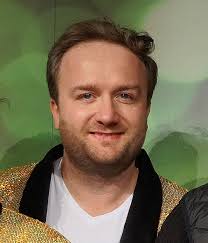 Usłyszał zarzut gwałtu na trzech nastolatkach. Bartlomiej Kasprzykowski Wikipedia