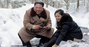 Ri was introduced to the public as kim jong un's wife in july 2012, though the couple reportedly had married in 2009, according to seoul intelligence. Kim Jong Un S Wife Has Been Missing From The Public Eye For More Than A Year Nk News