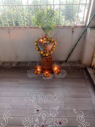 Pin By Yamini Chinnamsetty On Bhakti Entryway Tables Decor Home Decor