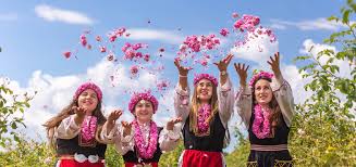 Bulgaria, officially the republic of bulgaria, is a country in southeast europe. ä¸€è¦ªä¿åŠ åˆ©äºžçŽ«ç'°å¥³çŽ‹çš„èŠ³æ¾¤ åœ‹å®¶åœ°ç†é›œèªŒä¸­æ–‡ç¶²