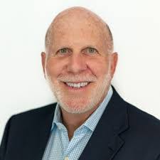 Mike Hund's Instagram, Twitter & Facebook