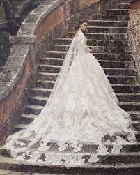 Monique Lhuillier Spring 2020 Wedding Dress Collection Monique Lhuillier Wedding Monique Lhuillier Bridal Wedding Dresses Lace