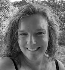 The Pelican Tree: and other poems : Devereux, Marnie, Hendrickson, Lisa:  Amazon.ca: Books