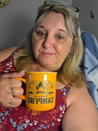 Good morning, everyone is still sleeping and I'm enjoying the peace and  quiet and my coffee.Hope yall have a great weekend❤