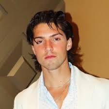 I am excited to announce that I have accepted a full-time position at  Insight Global's NYC office post graduation from the University of  Delaware. I am so grateful for this incredible opportunity!… |