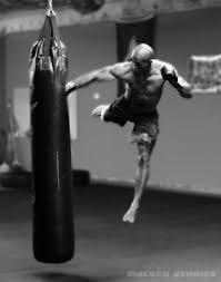 Pin By Drewsboxing On Muay Thai Martial Arts Workout Martial Arts Mixed Martial Arts