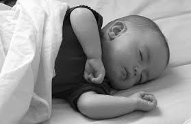 Les chercheurs ne donnent pas de recette miracle, mais un conseil : En Ete Quand Doit On Coucher Les Enfants