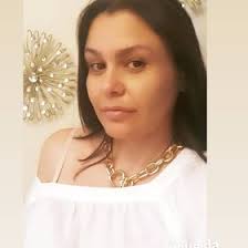 Priscilla Pedrosa's Instagram, Twitter & Facebook