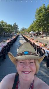 LIVE at the Kelseyville Pear Festival Farm to Fork Dinner tonight kicking  off the 30th annual Kelseyville Pear Festival happening all day tomorrow,  Saturday, September 28. Super excited to be the ...