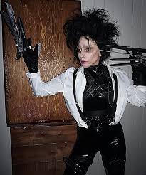 Edward scissorhands 1990 edward mâini de foarfecă film online dvdrip subtitrat în română. Lady Gaga La Gala Mtv Vma 2010 Los Angeles Artista Care Nu Conteneste Sa Ne Surprinda 10 Momente In Care Lady Gaga A Fost In Centrul Atentiei