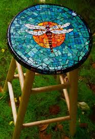 Amazing gallery of interior design and decorating ideas of garden stool in bedrooms, living rooms, decks/patios, pools, bathrooms by elite. Taburetegfly Jpg 549 799 Pixels Mosaic Diy Tile Art Mosaic Furniture
