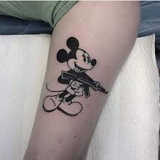 Pin De Melih Em Tumblr Em 2020 Tatuagem Mickey Tatuagem Escura Tatuagens