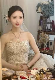 各种极品反差婊投稿流出高颜值人妻女友颜射臀射吞精内射[3.02G-122V+498P] | 精选Porn