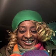 Ran into a couple of retired teachers today. Ed Shae and Doug Collins. Did  not even need to look when I heard Collins behind me knew who it was.