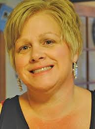 Traci Hurd's Instagram, Twitter & Facebook