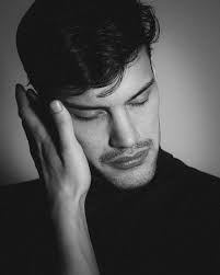 Damián Strong (@damistrong) • Instagram photos and videos