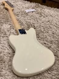 The fender jazzmaster hh is a tweaked version of a fender classic. Squier Mini Jazzmaster Hh Electric Guitar Olympic White With Maple Fingerboard