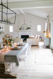 If you love metallics, feminine colors and high style, then glamorous decor is probably the right style for you! Boho Farmhouse Spring Decorating Ideas Modern Glam