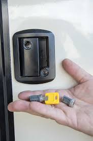 Rv entry door lock cylinder replacement. Diy Replacing Rv Door Locks Rv Com