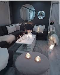 Tips For Easy Home Decorating En 2020 Decoration Salon Appartement Deco Maison Design Decoration Salon Cocooning