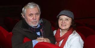 Josef abrhám was born on december 14, 1939 in zlín, protectorate bohemia and moravia. Nemocna Safrankova A Jeji Pepa Abrham Konec Kariery Proc Ten Uprk Celebrity Instory Cz