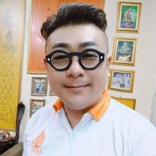 超重料59灵古曼金童子】 此尊古曼童是经过泰国多位高僧和名师加持开光祝福的古曼童。  阿赞能师傅採用阿赞并生前59灵坤平老料、长期古曼金身打碎、人缘膏、C油和草药经粉等，內含的料都是重料、好料。  在泰国，几乎每家都会供奉古曼童，泰国百姓认为古曼童想小天使一样，是 ...