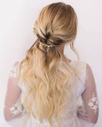 Traditionally the bride has had her hair put up and pulled away from the face so that everyone can see her face during her moment of joy. 40 Stunning Half Up Half Down Wedding Hairstyles With Tutorial Deer Pearl Flowers