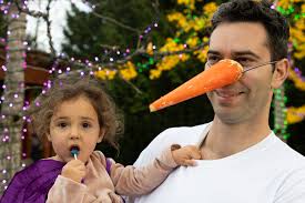 Gallery: Trick-or-treaters take