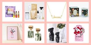 How do you shop for birthday gift ideas for mom when she's such an important person in your life? 33 Best Gifts For Mom From Daughter For Mother S Day 2021