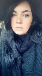 I wanna follow women that don't hate