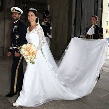 Mary has been a great inspiration source both in fashion and lifestyle. Royal Wedding Dress From Kate Middleton To Princess Mary Royal Gown Pictures Express Co Uk