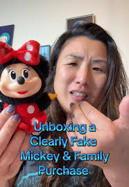 The Secret Where Little Keychains of The Mickey Friend and Friends