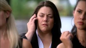 Noté parmi les meilleurs épisodes de la saison 2, ce dernier captive via une réalisation originale et un jeu d'acteurs à très haut niveau. Saturn Drop Dead Diva S1e1 Tribute Youtube