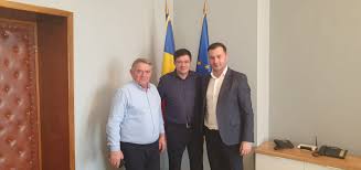 Cele mai noi știri despre gelu puiu. Prefectul Judetului NeamÈ› George LazÄƒr AlÄƒturi De Primarul Gheorghe Oniga La Ministerul Mediului Apelor È™i PÄƒdurilor InstituÈ›ia Prefectului