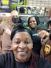 This -N- That 4 Less