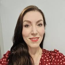 Marie Hodges's Instagram, Twitter & Facebook