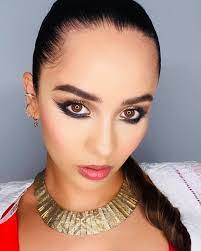 Nayeli Orozco's Instagram, Twitter & Facebook