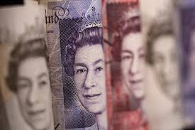 If Britons vote to stay in EU, pound would gain 4% soon after