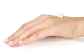 And found it to be hypoallergenic and free of fragrance, nickel, top common allergy causing preservatives, lanolin, topical antibiotic, paraben, mci/mi, soy, propylene glycol, oil, irritant/acid, and dye. Buy Repechage Mineral Face Shield Environmental Protection 2 Oz Online In Italy B013to2o3y