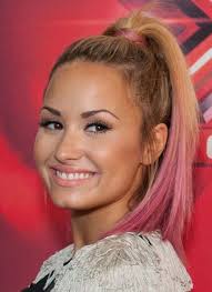 Demi S Pink Ponytail At The Uk X Factor Taping Demilovato Hair Dipdye Demi Lovato Look Looks
